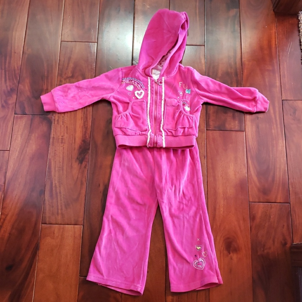 Toddler girls jogging suit